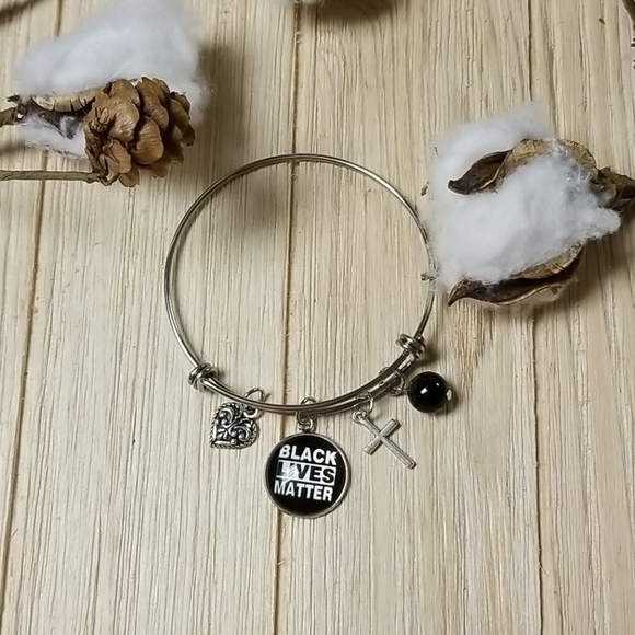 Speak your voice-Black Lives Matter Bracelet - Picture 2 of 5